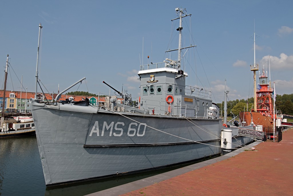marine navy hdr fregat onderzeeer koopvaardij schip schepen defensie zeemacht vloot armada navo oorlog